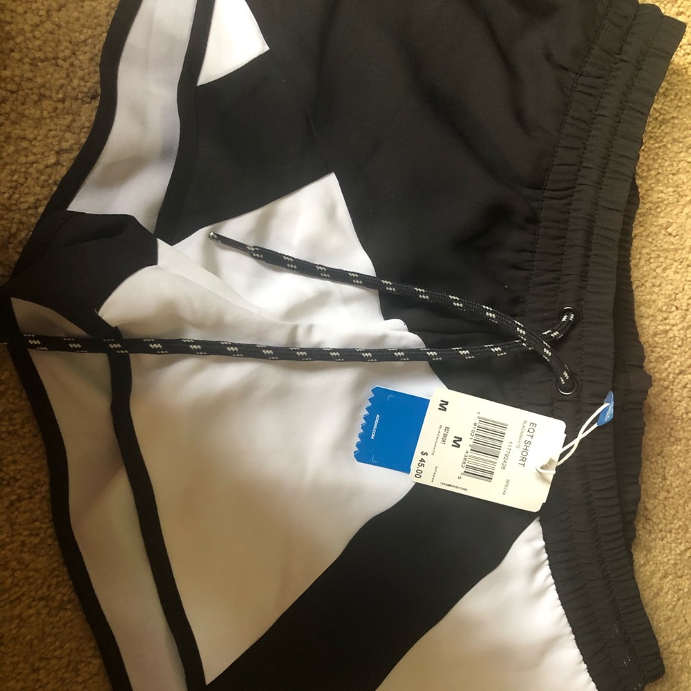 NWT adidas short
